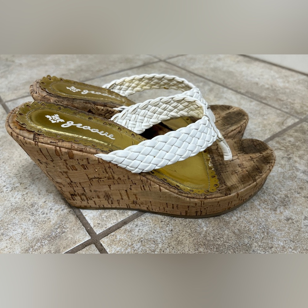 Well Worn Groove Women's Cream Woven Wedge Sandals